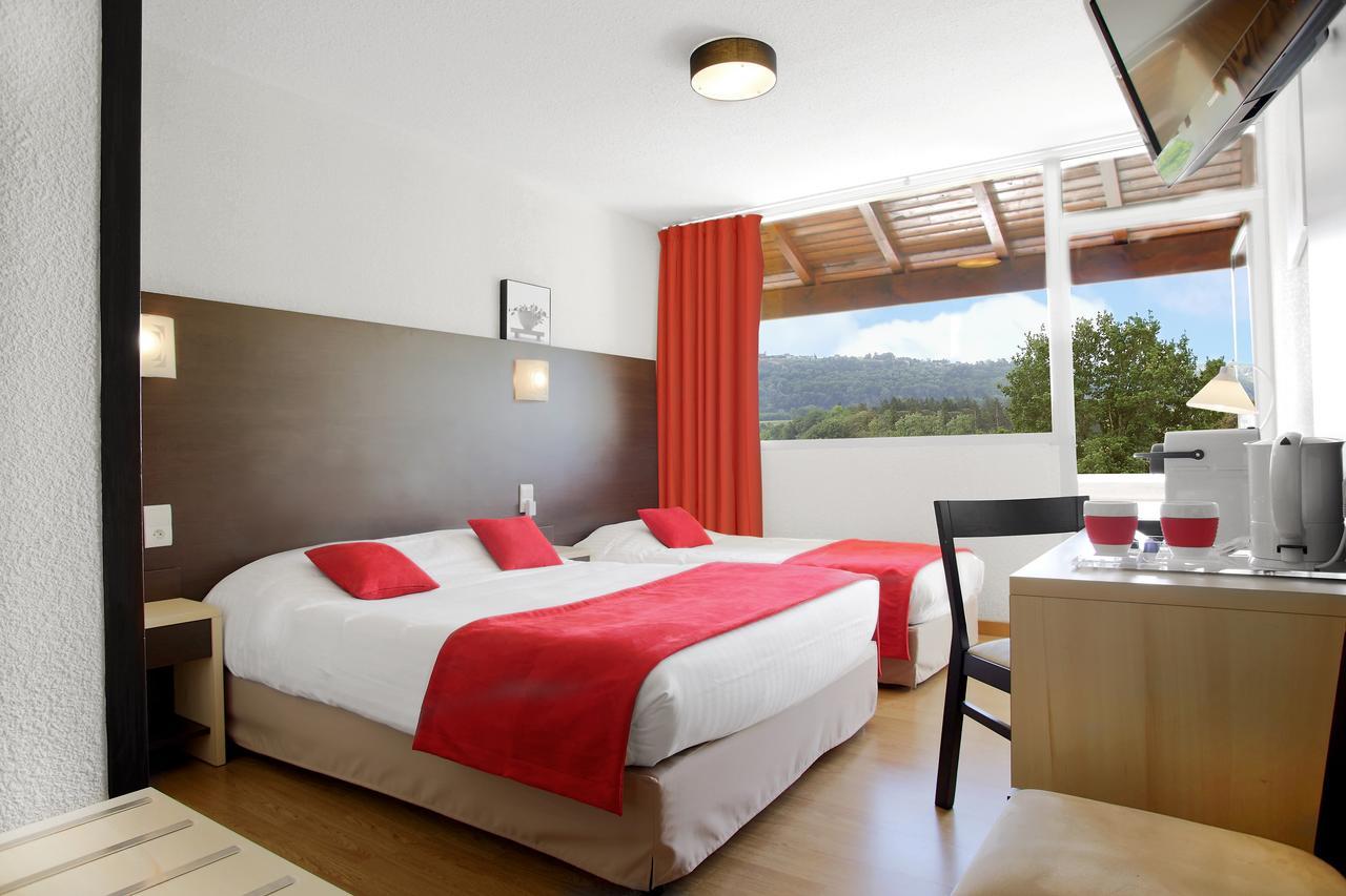 Hotel Le Clos Roussillon Pres De Sarlat 维塔克 外观 照片